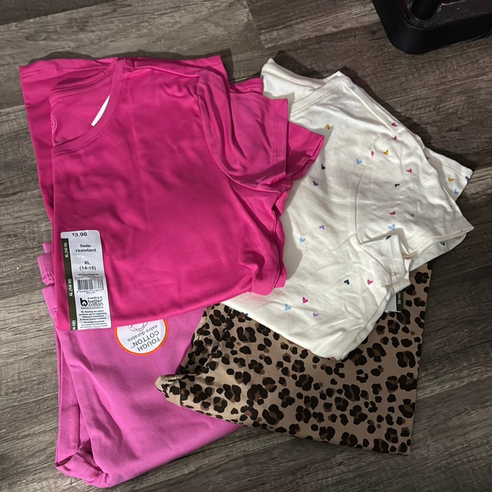 Pink and White heart T-Shirt with Leopard Print and pink Pant